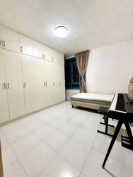 Blk 182 Edgefield Plains (Punggol), HDB Executive #556465611